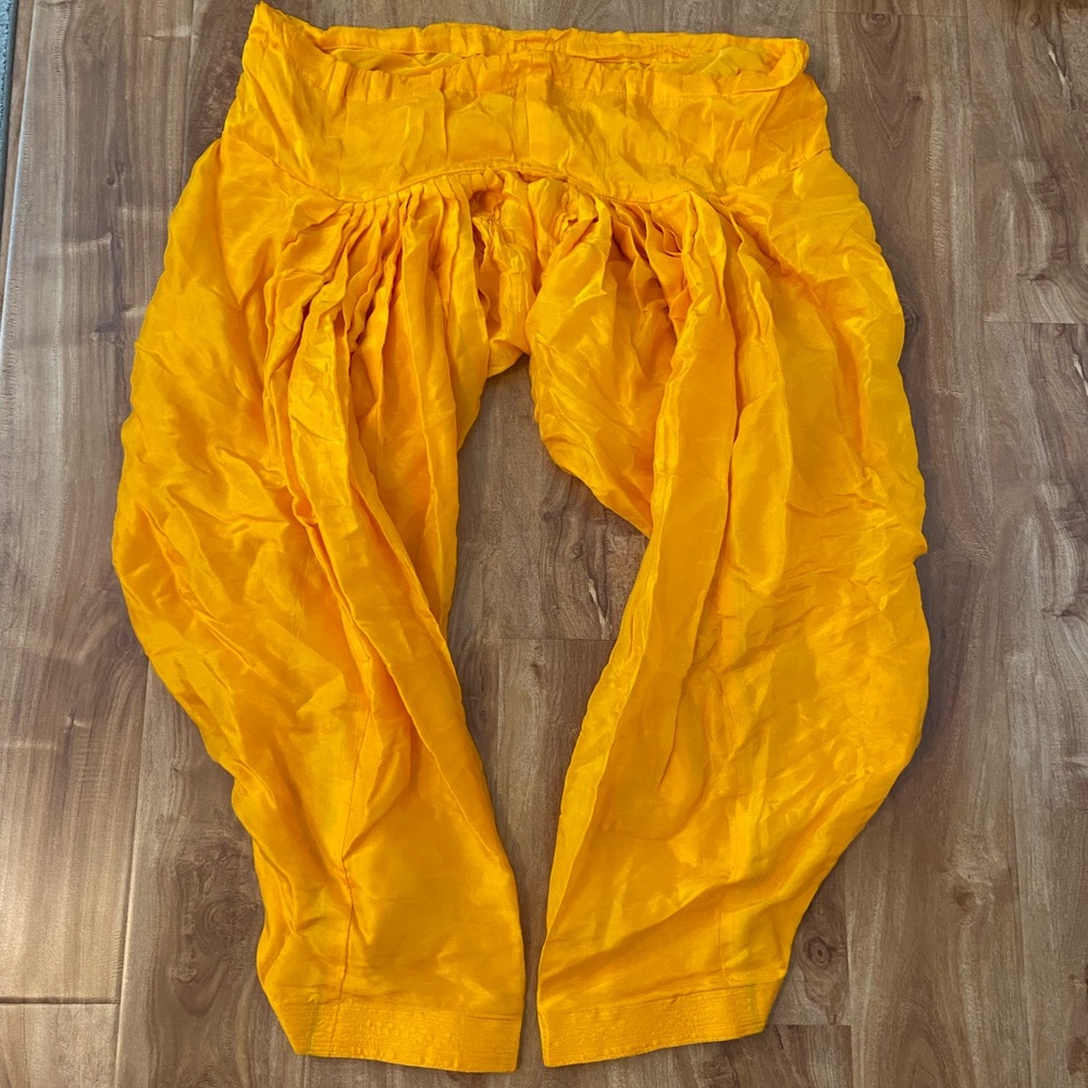 Three Piece Indian Mustard Yellow Folkari Jago Suit - Picture 7 of 11